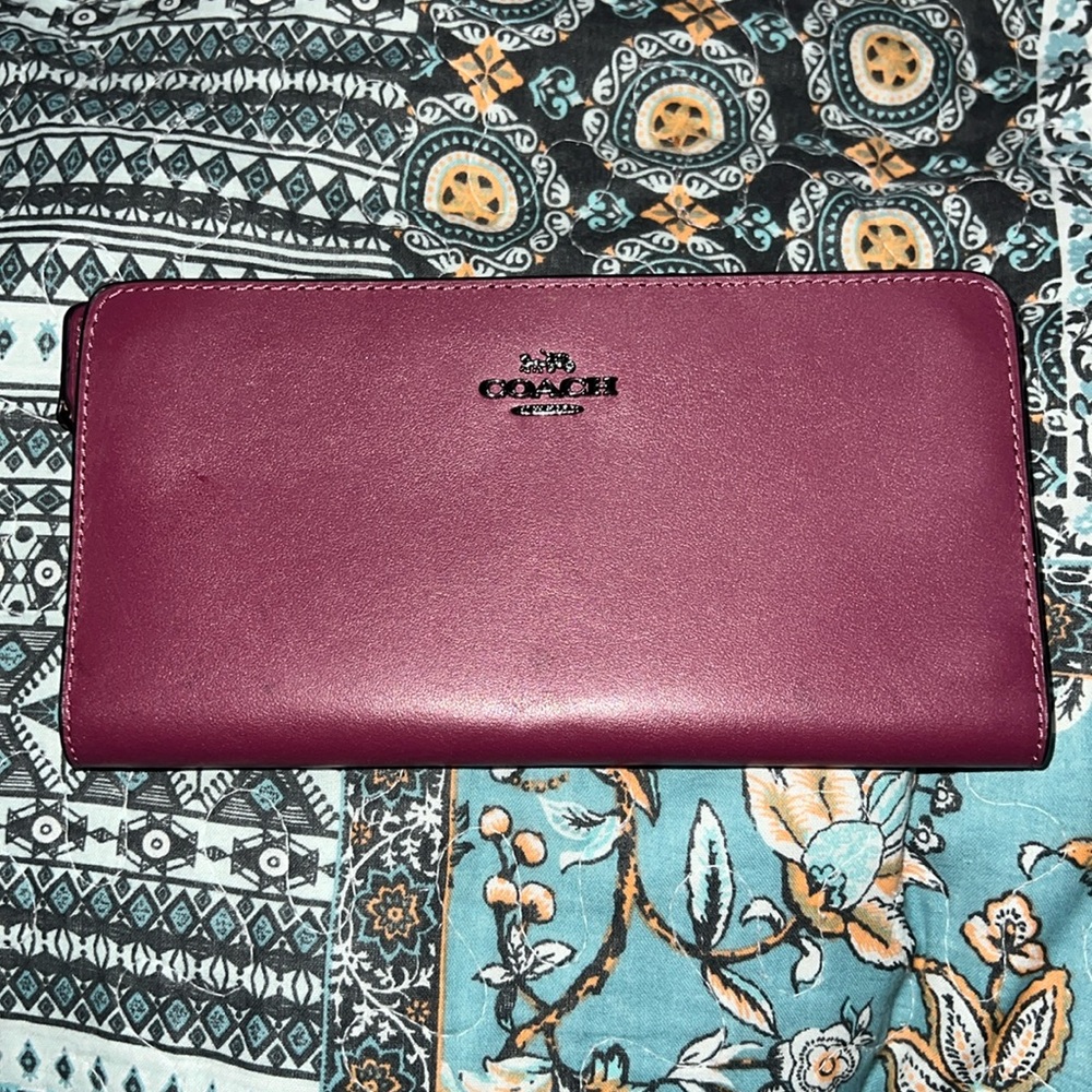 Pretty burgundy Coach wallet